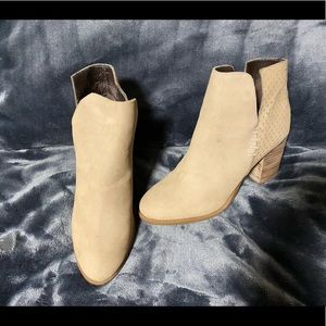 Steve Madden Women’s boots